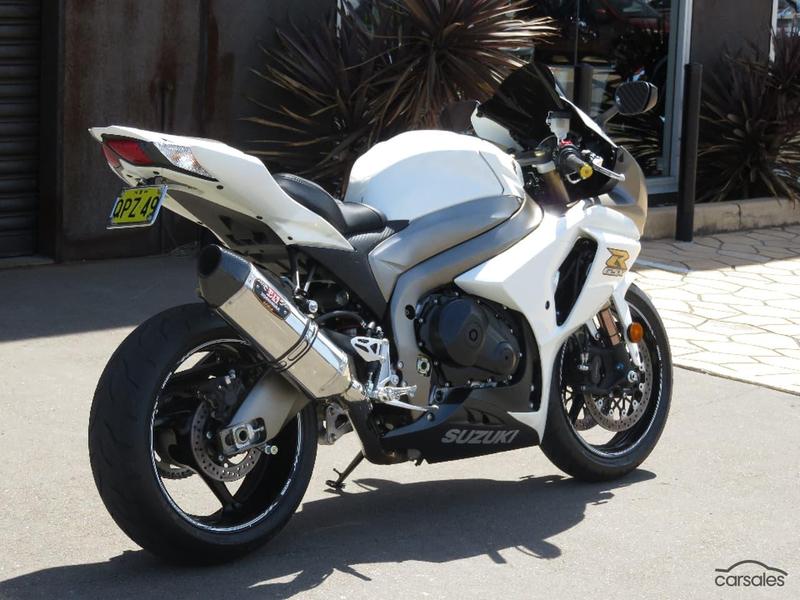 2010 SUZUKI GSX-R1000 25TH ANNIVERSARY EDITION