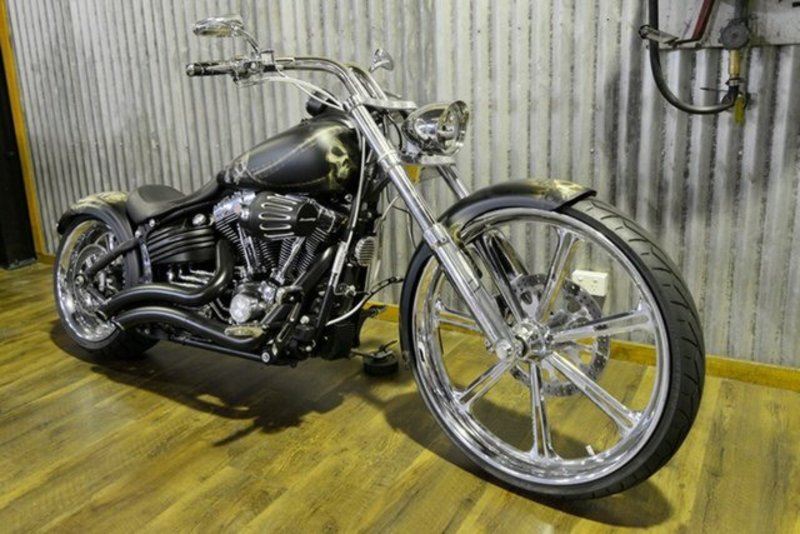 2011 HARLEY-DAVIDSON 1600CC FXCWC ROCKER C MY11
