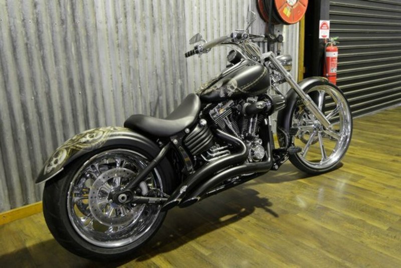 2011 HARLEY-DAVIDSON 1600CC FXCWC ROCKER C MY11