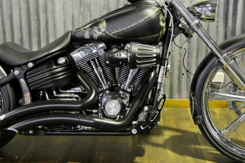 2011 HARLEY-DAVIDSON 1600CC FXCWC ROCKER C MY11
