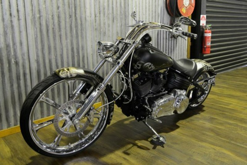 2011 HARLEY-DAVIDSON 1600CC FXCWC ROCKER C MY11