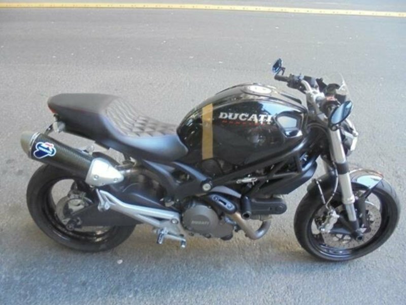 2012 DUCATI 659 monster