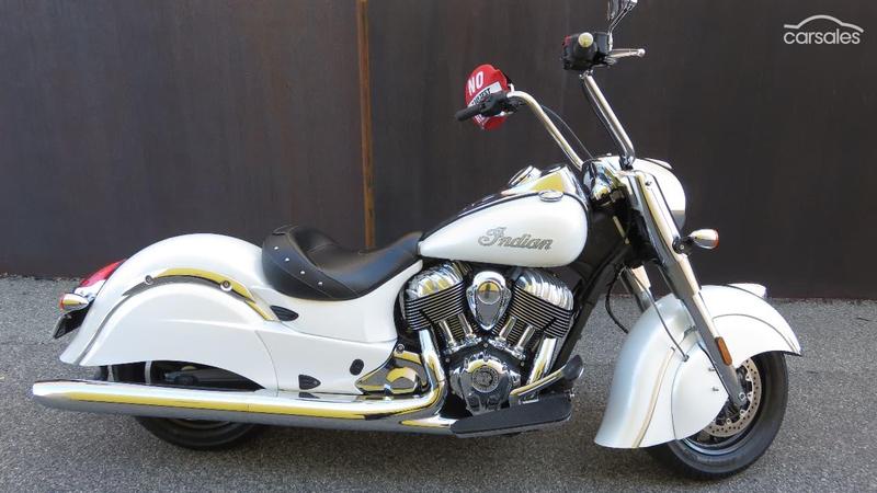 2016 INDIAN CHIEF CLASSIC