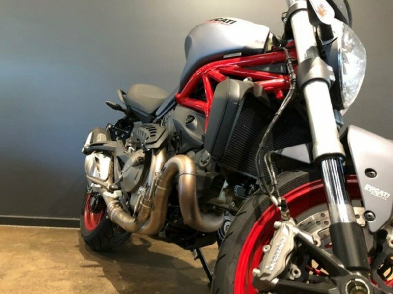 2017 DUCATI MONSTER 821