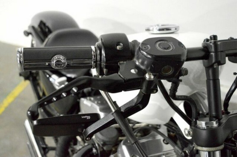 2004 HARLEY-DAVIDSON XL883 Sportster