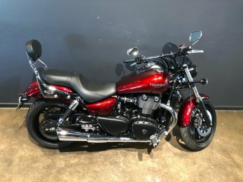 2017 TRIUMPH Thunderbird Storm (abs)
