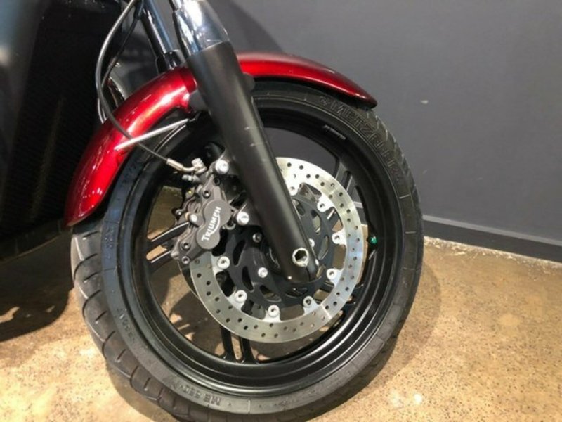 2017 TRIUMPH Thunderbird Storm (abs)
