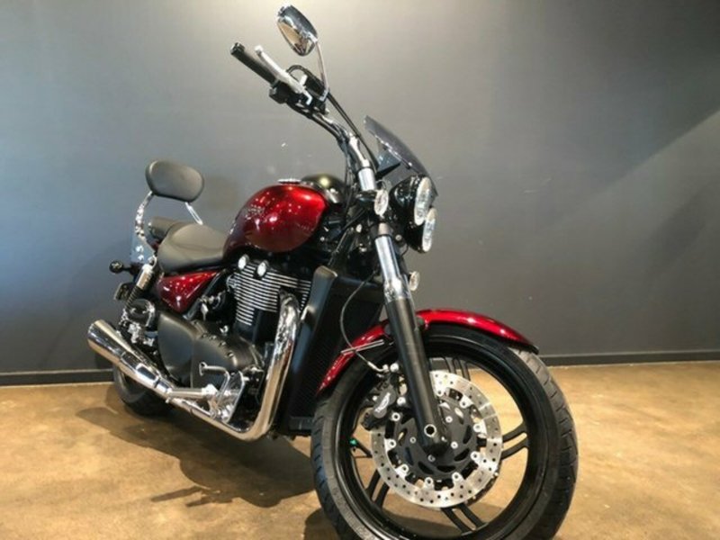 2017 TRIUMPH Thunderbird Storm (abs)