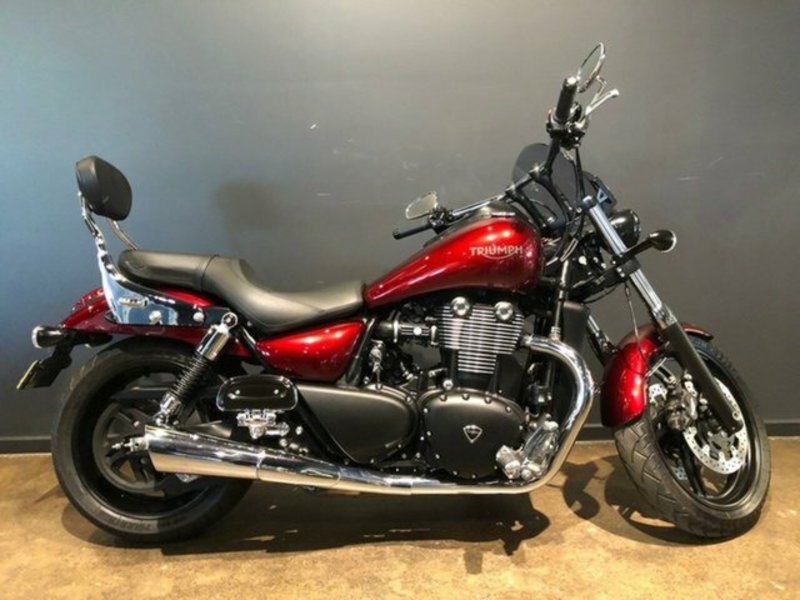 2017 TRIUMPH Thunderbird Storm (abs)