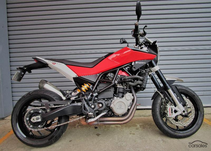 2012 HUSQVARNA NUDA 900R