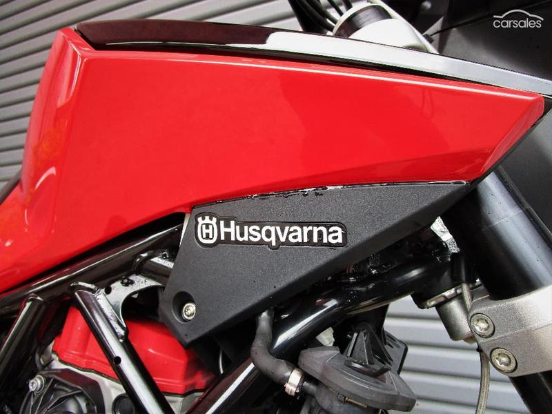 2012 HUSQVARNA NUDA 900R