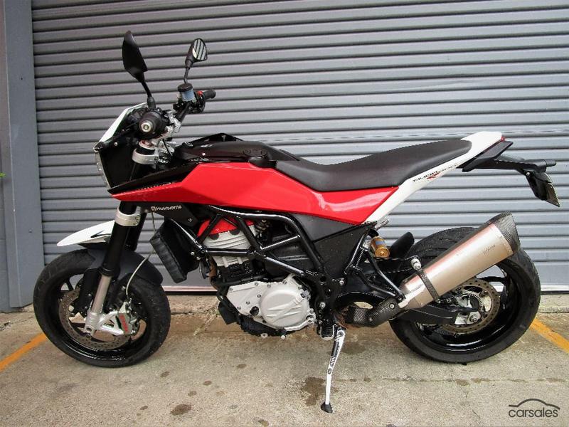 2012 HUSQVARNA NUDA 900R
