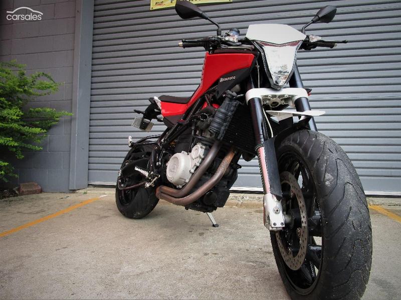 2012 HUSQVARNA NUDA 900R