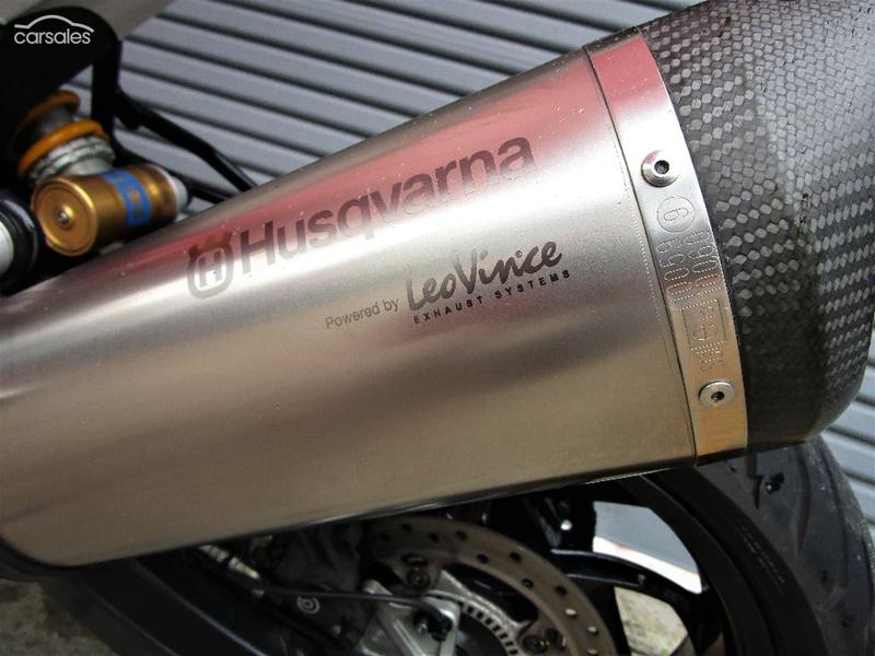 2012 HUSQVARNA NUDA 900R