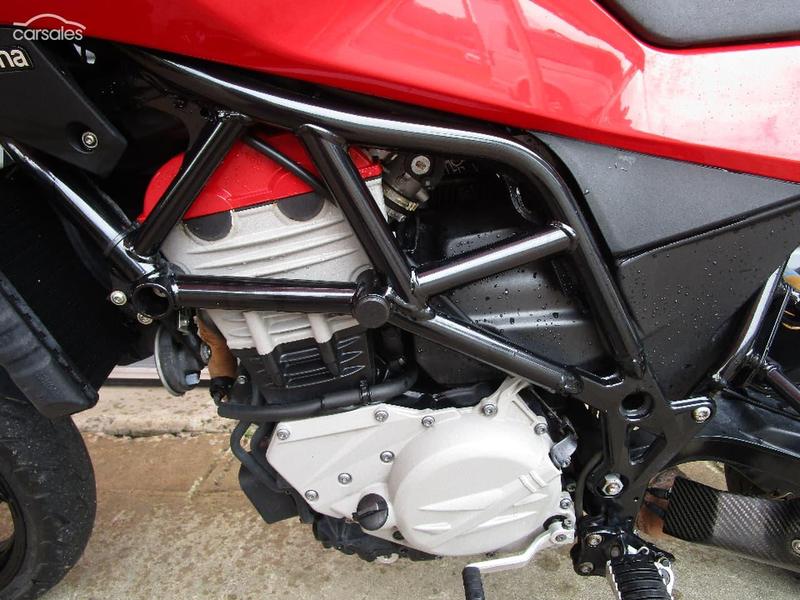 2012 HUSQVARNA NUDA 900R