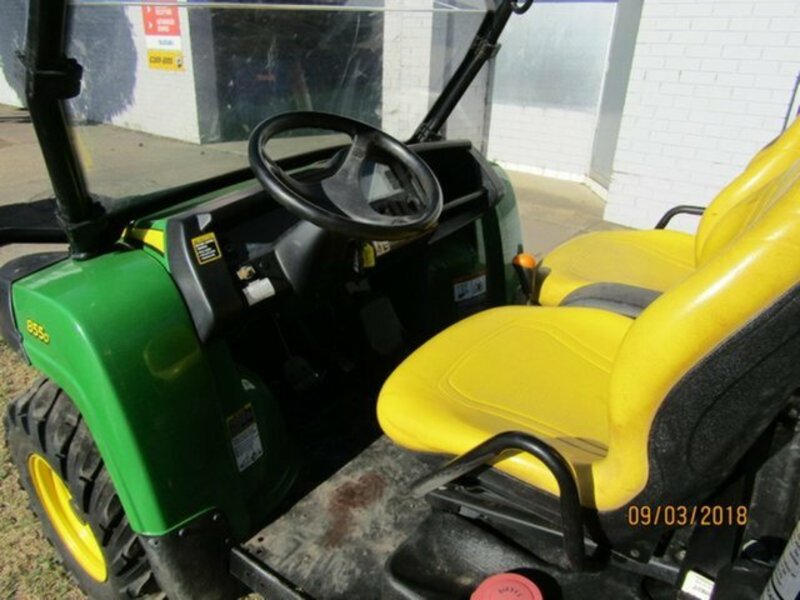 2013 JOHN DEERE GATOR 855D
