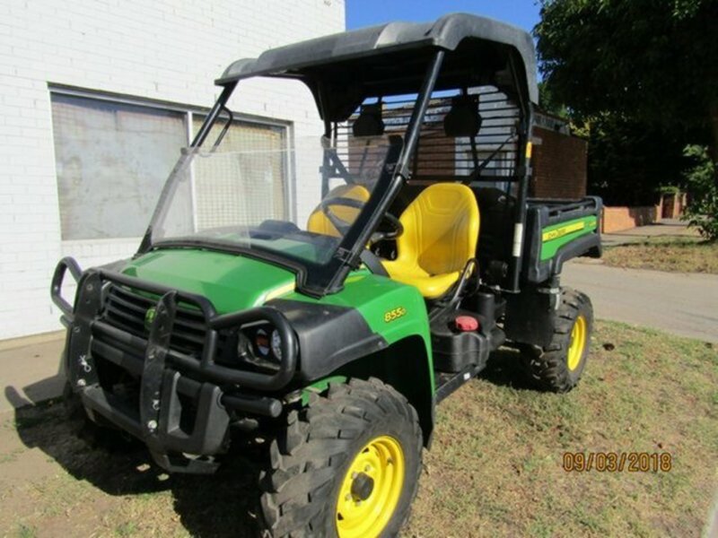 2013 JOHN DEERE GATOR 855D