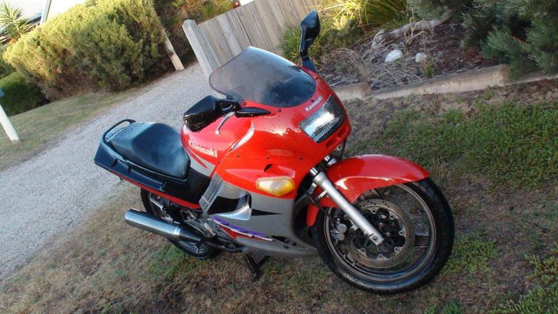 1999 KAWASAKI 250CC ZZ-R250 (EX250)