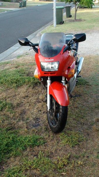 1999 KAWASAKI 250CC ZZ-R250 (EX250)