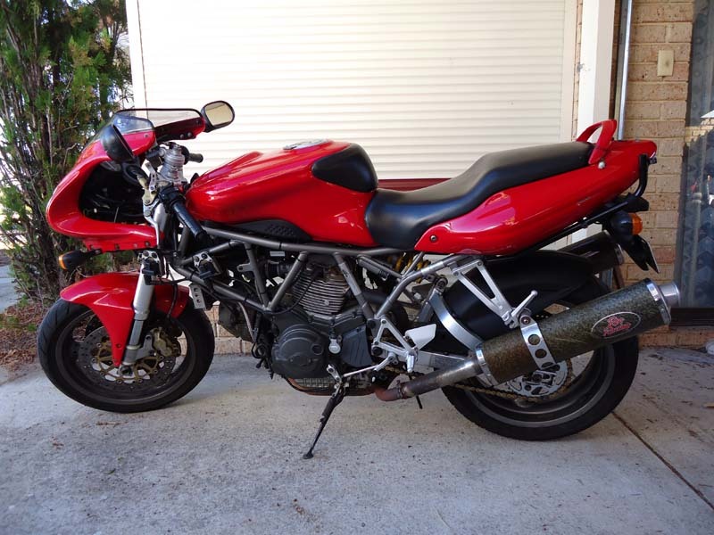 2000 DUCATI 900CC SS FAIRING