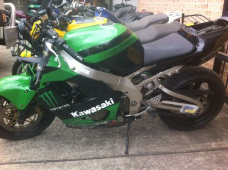 2002 KAWASAKI 900CC ZX-9R (ZX900 NINJA) F1 