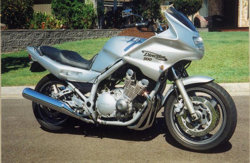 2002 YAMAHA XJ900S DIVERSION 900cc.