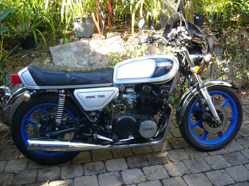 1976 YAMAHA XS750 D