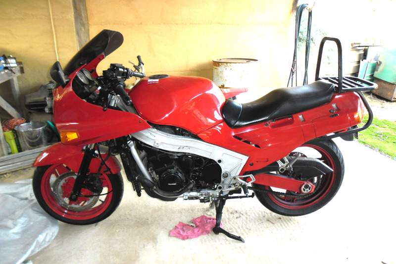 1988 KAWASAKI 1000CC ZX-10 (ZX1000B)