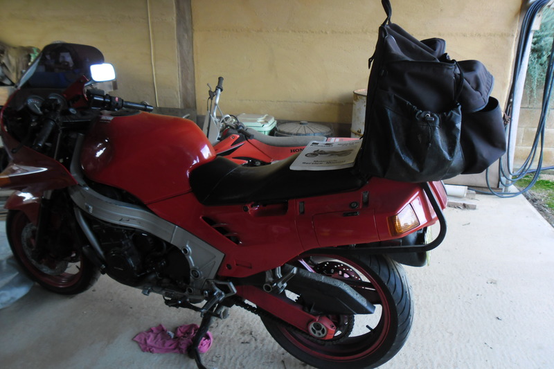 1988 KAWASAKI 1000CC ZX-10 (ZX1000B)