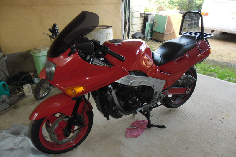 1988 KAWASAKI 1000CC ZX-10 (ZX1000B)