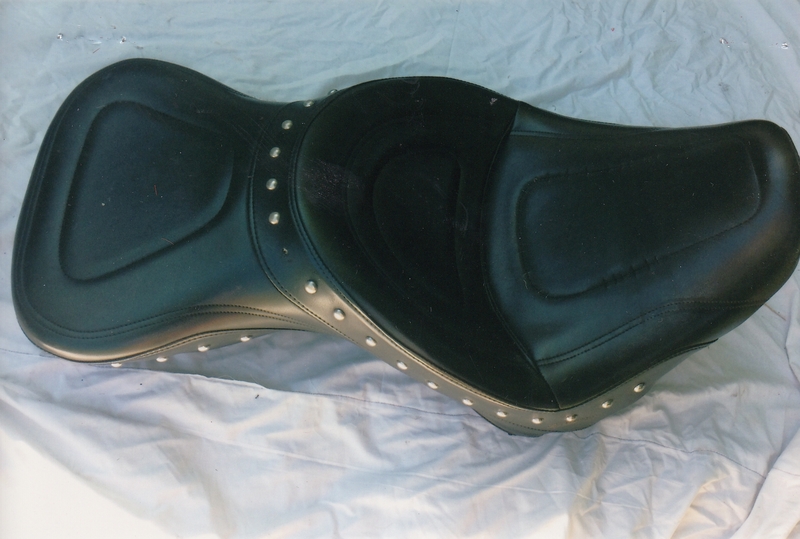 HARLEY DAVIDSON SEAT