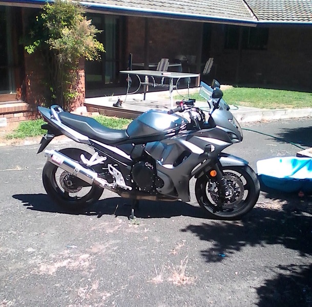 2010 SUZUKI 1250CC GSX1250FA L0