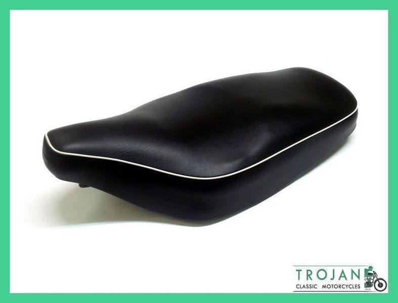 DUAL SEAT, TRIUMPH,