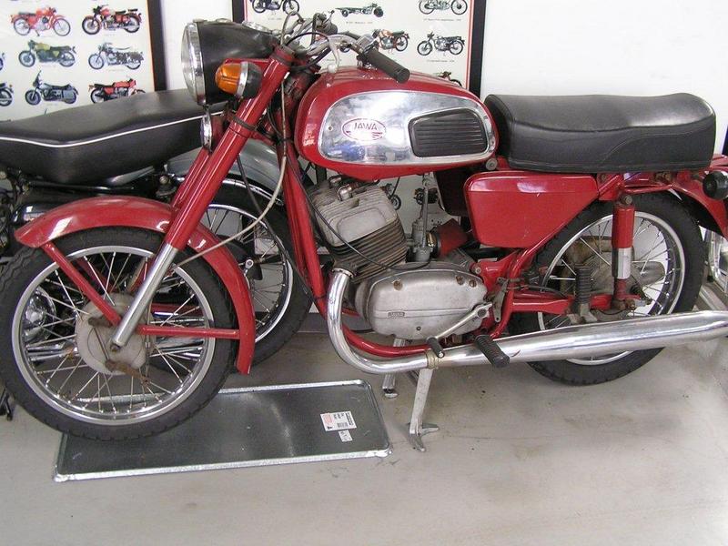 1964 JAWA 350 TWIN 7455