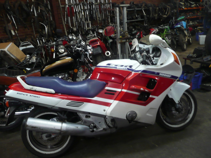 1989 HONDA CBR 1000F 000006