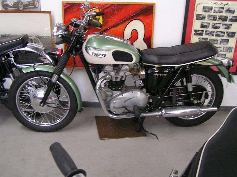 1968 TRIUMPH TROPHY TR6 47157