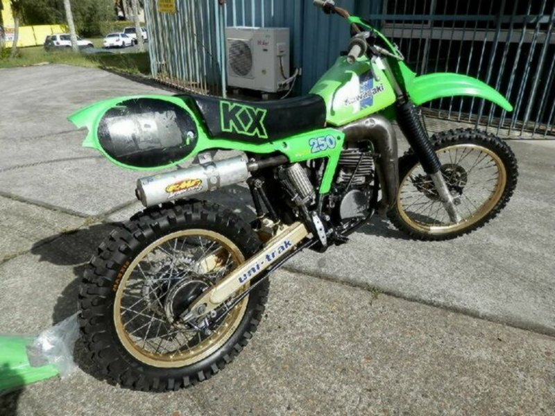 1982 KAWASAKI KX 250 918