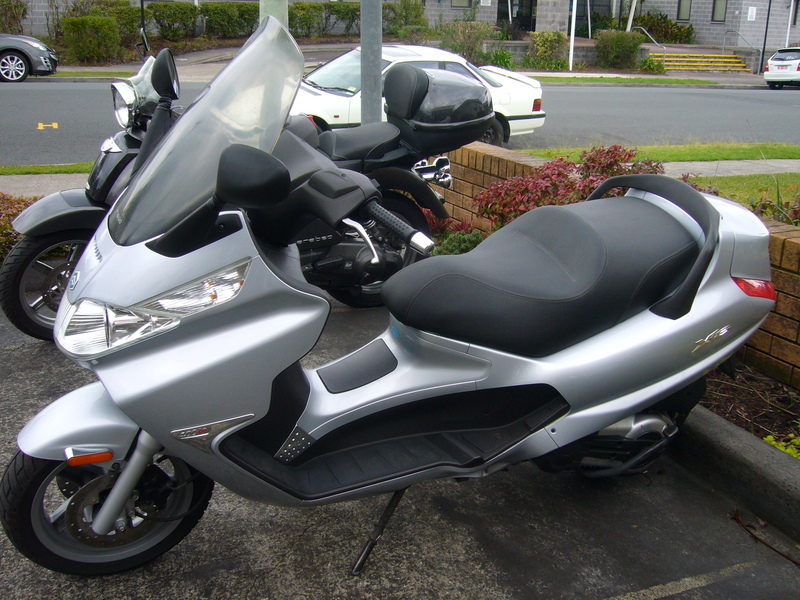 2007 PIAGGIO X8 400 02211