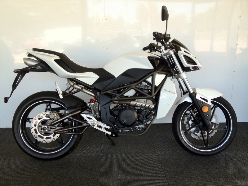2012 MEGELLI 250CC SPORT 250 S 001222