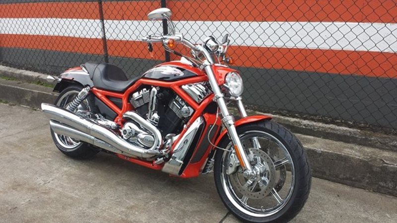2006 HARLEY-DAVIDSON 1200CC VRSCSE2 SCREAMIN' EAGLE V-ROD MY06 30101