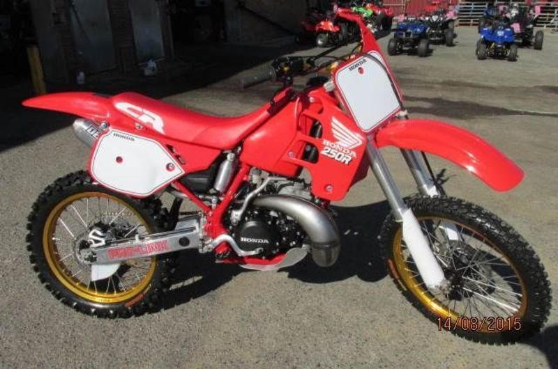 1989 HONDA 250CC CR250R