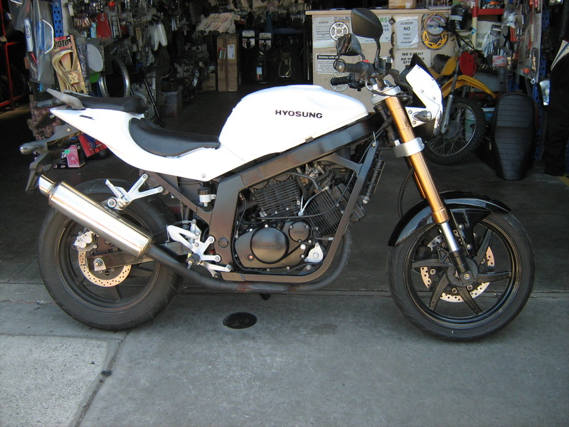 2010 HYOSUNG 250CC GT250 COMET MY10