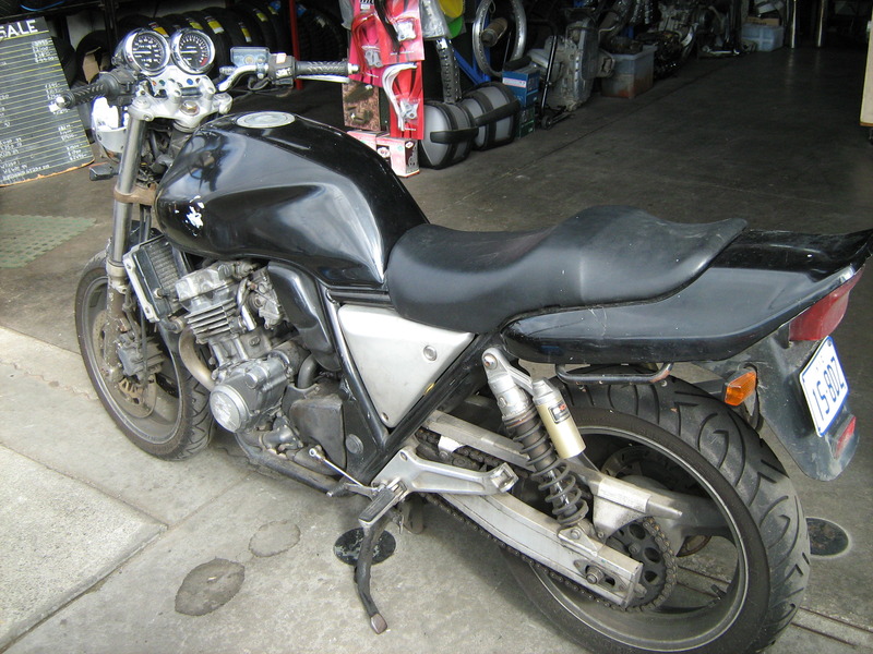 1999 HONDA 400CC