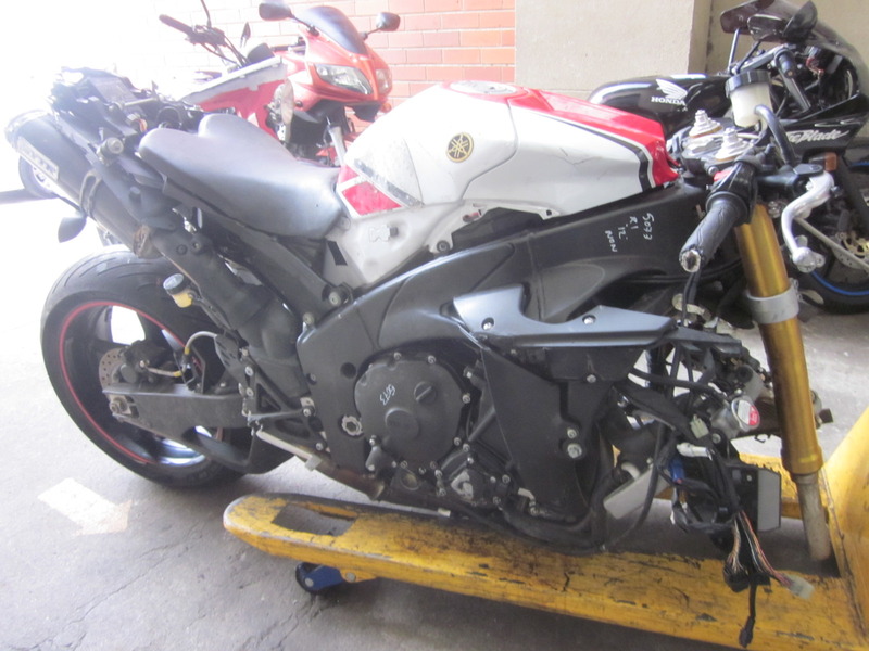 2012 YAMAHA R1 #0955