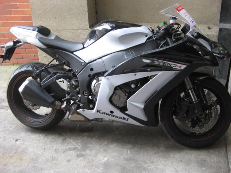 2013 KAWASAKI 1000CC ZX-10R (ZX1000 NINJA) KBF