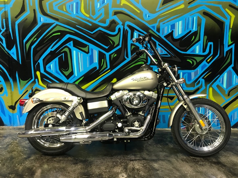 2007 HARLEY-DAVIDSON 1584cc DYNA STREET BOB 0110