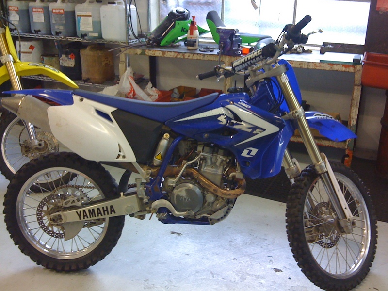 2004 YAMAHA YZ 450
