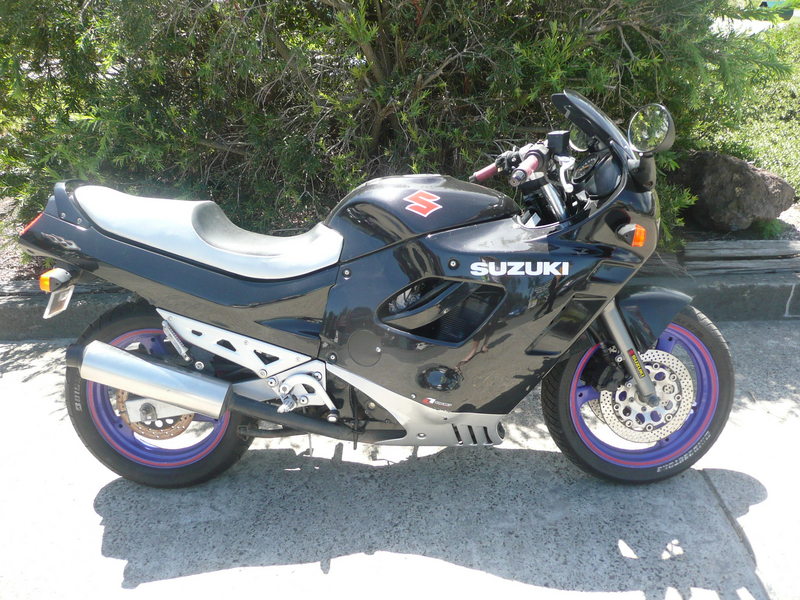 1993 SUZUKI GSX 750F