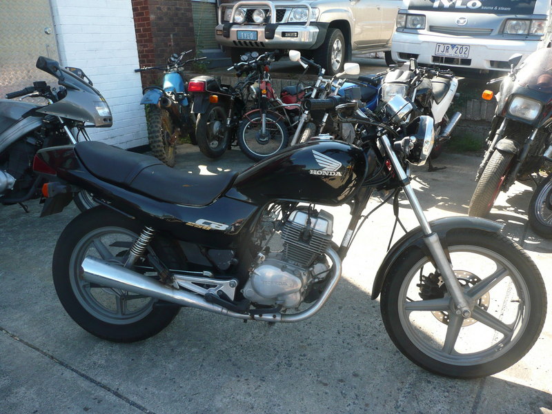 1999 HONDA CB 250