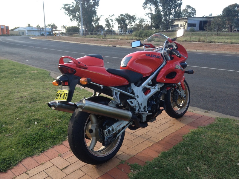 1998 SUZUKI 1000CC TL1000S